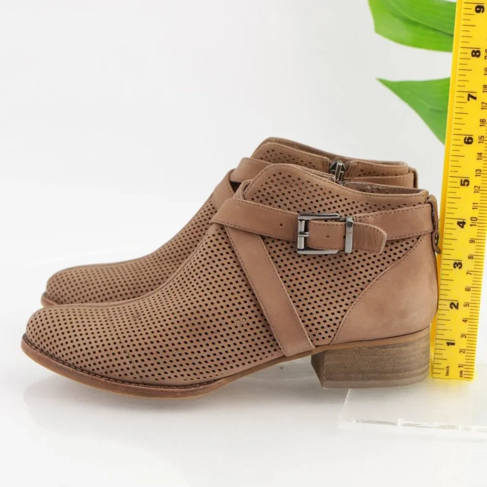 Vince Camuto Womens Casha Boots Size 7.5 Tan Taupe Suede Perf Block Heel Booties